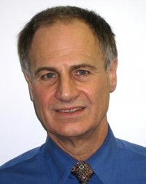 Thomas Linnenbrink Headshot