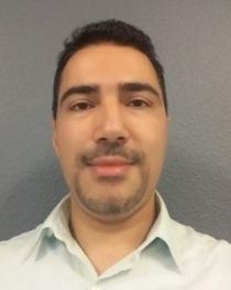 Mojtaba Fallahpour Headshot