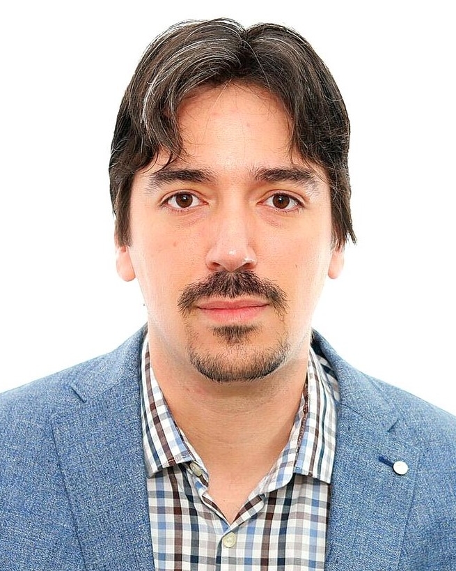 Marco A. Azpurua Headshot