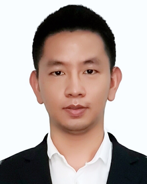 Xiaofeng Yuan Headshot