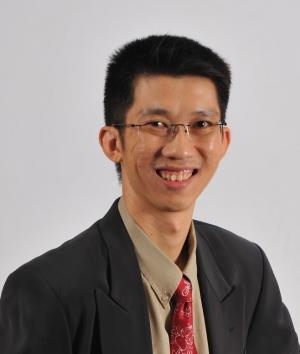 Edwin Tan Headshot