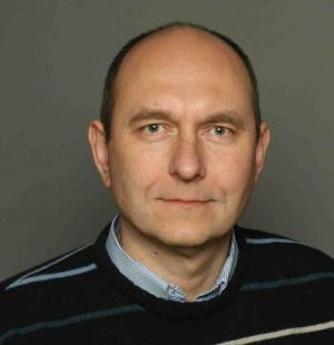 Janusz Smulko Headshot