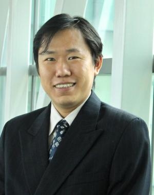 Ye Chow Kuang Headshot